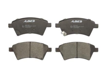 Комплект гальмівних колодок передн, FIAT SEDICI NISSAN JUKE, TIIDA RENAULT LATITUDE SUZUKI SX4 1.5-2.0D 05.04- ABE C18020ABE