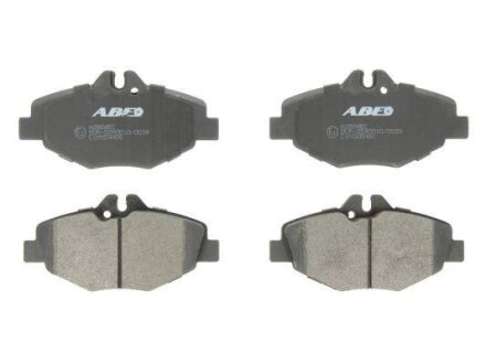 Колодки гальмівні передні MB E-Class W124, W211, W212 (99-15) (Bosch) ABE C1M028ABE