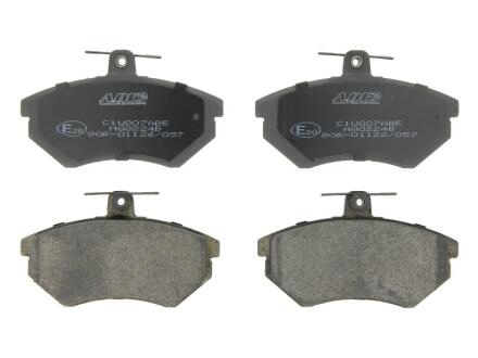 Комплект гальмівних колодок передн, AUDI A4 B6 SEAT CORDOBA, IBIZA II, IBIZA IV, IBIZA IV SC, INCA, TOLEDO I VW CADDY III, CADDY/MINIVAN, CORRADO, GOLF II, GOLF III, GOLF IV 1.4-2.2 01.81- ABE C1W007ABE