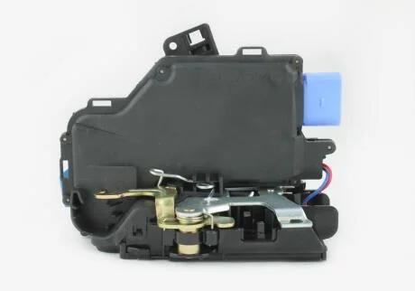 Замок двери (передний/правый) VAG 03-15 AND 34837008