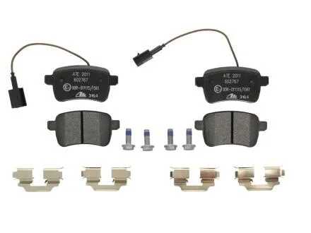 Комплект гальмівних колодок задн (з комплектуючими з гвинтами гальмівного супорта), ALFA ROMEO GIULIETTA, GIULIETTA/HATCHBACK 1.4-2.0D 04.10-12.20 ATE 13.0460-2767.2