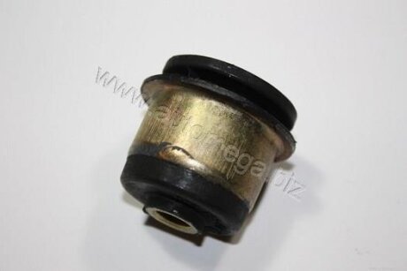 Подушка крепления передней балки (задняя) Passat 1.3-1.8 84-88, Audi 80 1.3-2.0 AUTOMEGA 130022010
