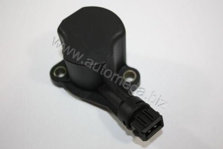 Включатель света заднего хода VW Golf 2.0,2.8 92-97,Passat 1.6-2.8 88-93 AUTOMEGA 150046110