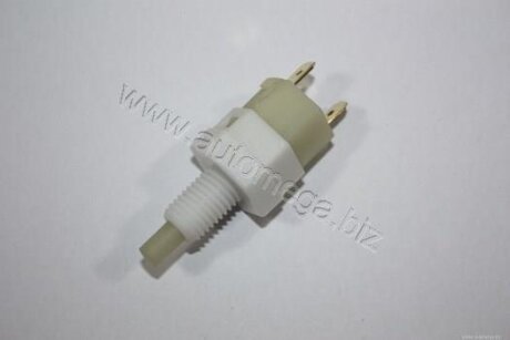 Выключатель сигнала тормоза Opel Ascona C, Omega A, Rekord E AUTOMEGA 150099110