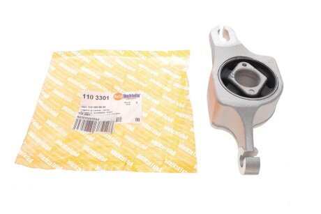 Сайлентблок переднего рычага AUTOTECHTEILE 110 3301