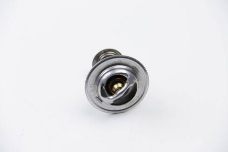 Термостат Lexus LS, RX/Toyota Auris, Avensis, Camry/Volvo S40, V40 1.4-4.0i 90- (56x29x44, 82 C) BGA CT5579