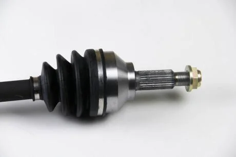 Привідний вал (27z L675mm D116mm) Лів. Trafic II/Vivaro A/PRIMASTAR(X83) 1.9-2.0dCi/2.0i 01-14 BGA DS7319L