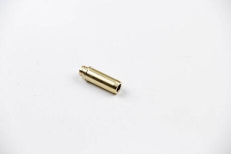 Направляюча втулка клапана впуск/випуск A100/A80/A6/A8/Passat/GoLF 2.0-2.9i 88-00 BGA VG3504