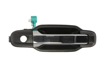 Ручка дверей передн Прав (зовнішн, з отвором для замка, хром/під фарбування) KIA SORENTO I JC 08.02-12.11 BLIC 6010-53-013402PP