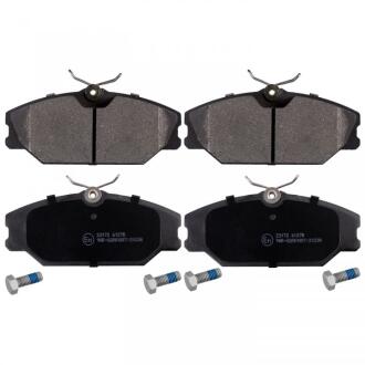 Комплект гальмівних колодок передній RENAULT CLIO II, LAGUNA I, MEGANE I, MEGANE I CLASSIC, MEGANE I COACH, MEGANE SCENIC, SAFRANE II, SCENIC I 1.4-3.0 03.96-06.09 BLUE PRINT ADR164210