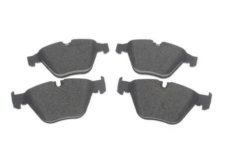 Колодки гальмівні (передні) BOGAP B8210147