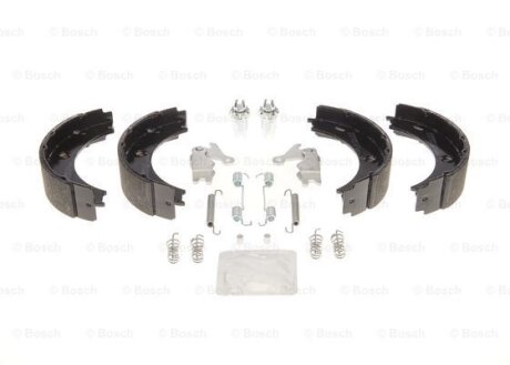 Гальмівні колодки, барабанні BOSCH 0 204 113 808
