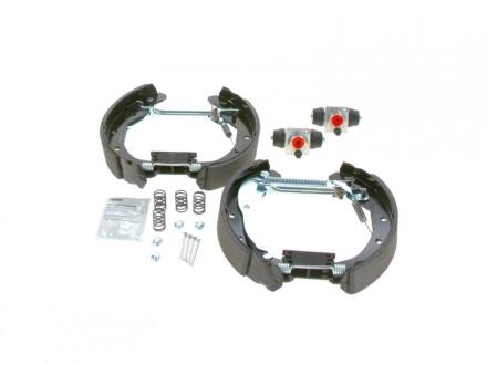 Комплект бараб.колодки+циліндр BOSCH 0 204 114 636