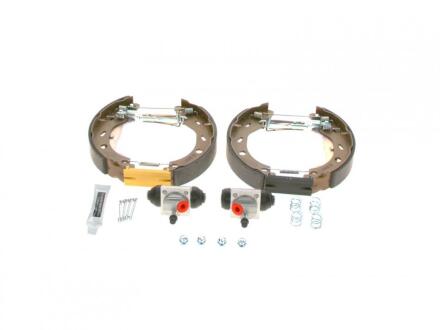 Комплект мод. розш. барабана (колодки, циліндра, пружини) BOSCH 0 204 114 676