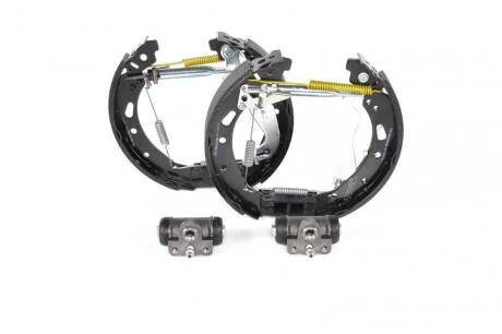 Комплект бараб.колодки+циліндр BOSCH 0 204 114 681