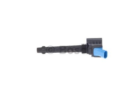 FIAT котушка запалювання Alfa Romeo Mito,500L,Bravo II,Doblo,Grande Punto,Opel Combo Tour 1.4 07- BOSCH 0 221 504 713