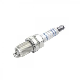 F8DC4 свічка запалювання SUPER 0,8mm SSANG YONG 2,0-3,2: Musso, Korando 96-, Rexton 02- BOSCH 0 241 229 713