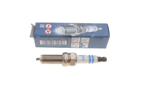 Свеча зажигания Standard Super YR8MEU BOSCH 0 242 129 521