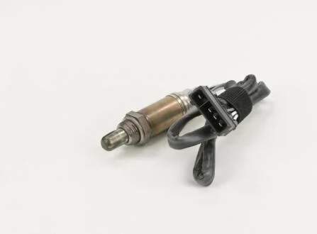 Лямбда-зонд (4 конт.) VW Golf III/Vento 1,4/1,6, Passat 2,0/2,8 SEAT 1,3-1,6 SKODA Favorit BOSCH 0 258 003 439