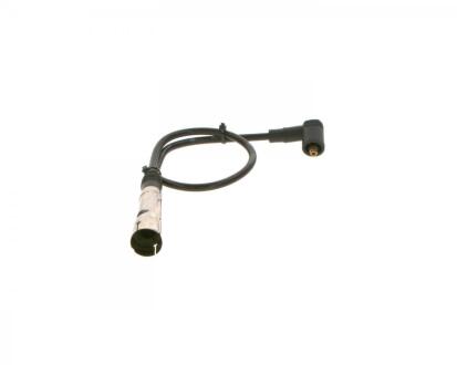 Комплект проводів запалювання SEAT CORDOBA, IBIZA II, TOLEDO I VW DERBY, GOLF II, GOLF III, GOLF IV, JETTA II, PASSAT B2, PASSAT B3/B4, POLO II, TRANSPORTER T3, VENTO 1.0-2.1 08.80-09.02 BOSCH 0 986 356 342