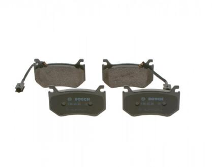 Комплект гальмівних колодок, дискове гальмо BOSCH 0 986 424 384