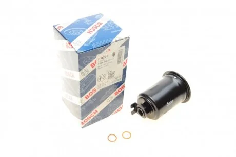 Фильтр топливный бенз. H=123mm TOYOTA Avensis -03, Camry -96, RAV4 -00 BOSCH 0 986 450 221