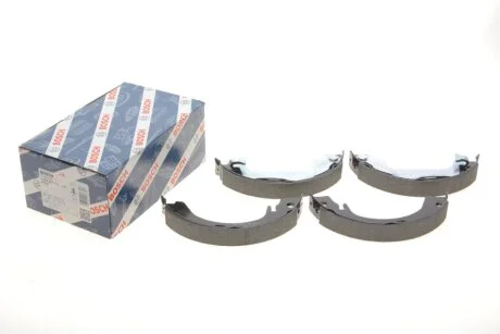 Колодки гальмівні барабан -\' BOSCH 0 986 487 713