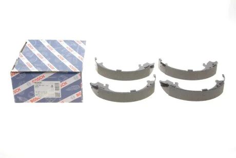 Комплект гальмівних колодок з 4 шт. барабанів BOSCH 0 986 487 765
