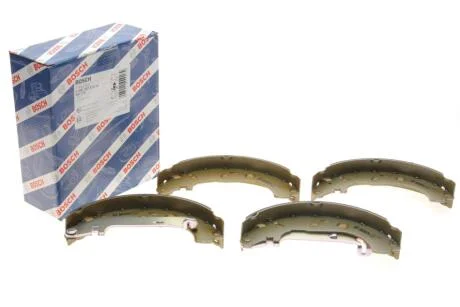 Комплект гальмівних колодок BOSCH 0 986 487 810
