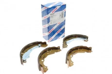 Комплект гальмівних колодок BOSCH 0 986 487 819