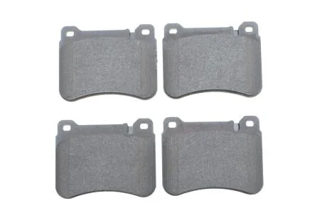 Комплект гальмівних колодок з 4 шт. дисків BOSCH 0 986 494 166