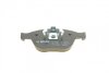 Комплект гальмівних колодок передн, FORD FIESTA V, FOCUS I, TOURNEO CONNECT, TRANSIT CONNECT 1.8/1.8D/2.0 03.02-12.13 BOSCH 0 986 495 066 (фото 4)