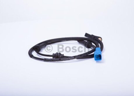 ДАТЧИК ШВИДК.ОБЕРТ.КОЛЕСА BOSCH 0 986 594 597