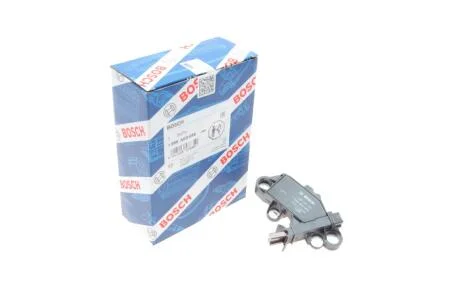 Регулятор напруги VOLVO S60 II, S80 II, V60 I, V70 III, XC60 I CITROEN JUMPER II FORD GALAXY II, GALAXY MK II, MONDEO IV, RANGER, S-MAX, TRANSIT, TRANSIT V363 2.0/2.2D/3.2D 04.06- BOSCH 1 986 AE0 058