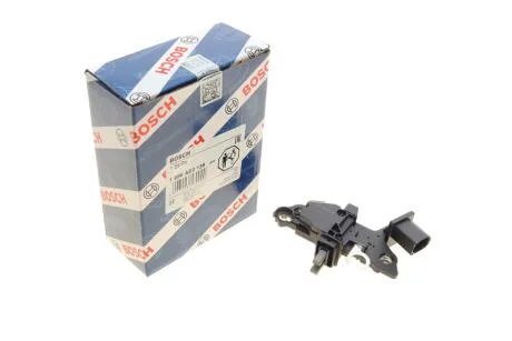 Електр. регулятор напруги BOSCH 1 986 AE0 136