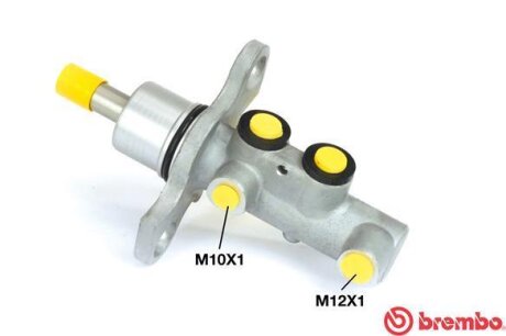 Гальмівний циліндр головний BREMBO M 23 001