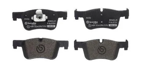 Комплект гальмівних колодок з 4 шт. дисків BREMBO P 06 070X