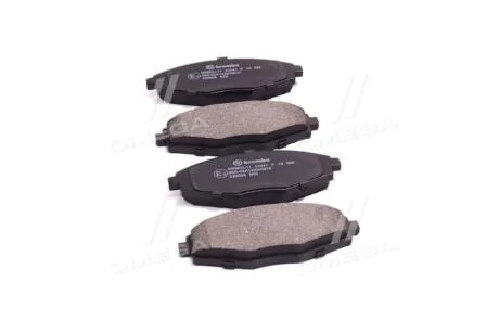 Комплект гальмівних колодок з 4 шт. дисків BREMBO P 15 006