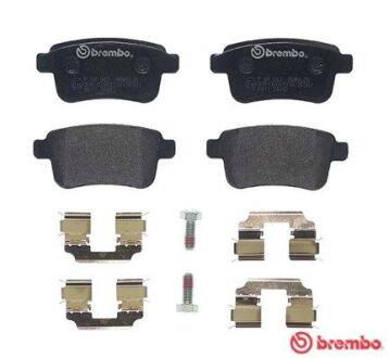 Комплект гальмівних колодок з 4 шт. дисків BREMBO P 68 043