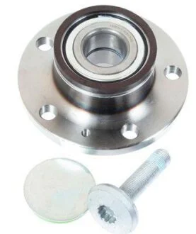 Комплект підшипника колеса задн (із маточиною) (32x137x69) AUDI A3, Q3, TT, SEAT ALHAMBRA, ALTEA, ALTEA XL, TOLEDO III, SKODA KODIAQ, OCTAVIA II, SUPERB II, SUPERB III, VW ARTEON 1.2-3.2 02.03- BTA H2W012BTA