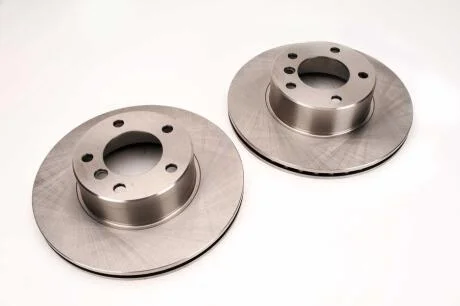 Комплект гальмівних дисків (2 шт) передн Лів/Прав BMW 5 (E39) 2.0-3.5 09.95-05.04 Delphi BG3043