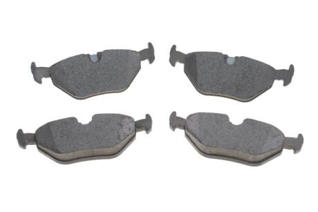 Комплект гальмівних колодок задн, BMW 5 (E39) 2.0-4.4 09.95-05.04 Delphi LP1107