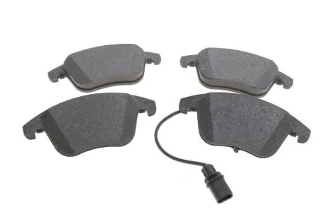 Комплект гальмівних колодок передн (з шумопоглинаючою пластиною), AUDI A4 ALLROAD B8, A4 B8, A5 1.8-4.2 06.07-01.17 Delphi LP2107