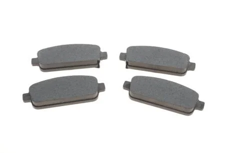 Комплект гальмівних колодок задн (без комплектуючих з шумопоглинаючою пластиною), CHEVROLET AVEO, CRUZE, ORLANDO, TRAX, VOLT OPEL AMPERA, ASTRA J, ASTRA J GTC, ASTRA J/HATCHBACK 1.3D-2.0D 05.09- Delphi LP2167