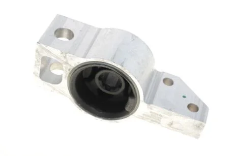 Сайлентблок переднього важеля Права (нижній Із задньої частини) AUDI A3, SEAT ALTEA, ALTEA XL, LEON, TOLEDO III, SKODA OCTAVIA II, SUPERB II, YETI, VW CADDY III, EOS, GOLF PLUS, GOLF V 1.2-3.6 02.03- Delphi TD523W