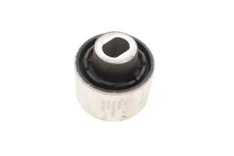 Сайлентблок переднього важеля задн Лів/Прав (23x70x80 мм) MERCEDES C (CL203), C T-MODEL (S203), C (W203), CLC (CL203), CLK (A209), CLK (C209), SLK (R171) 1.6-6.3 05.00-12.11 Delphi TD759W