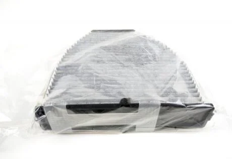 Фільтр салону вугільн. DB C W204 03/07-, E W212 03/09-, GLK X204 05/05- Denckermann M110646K