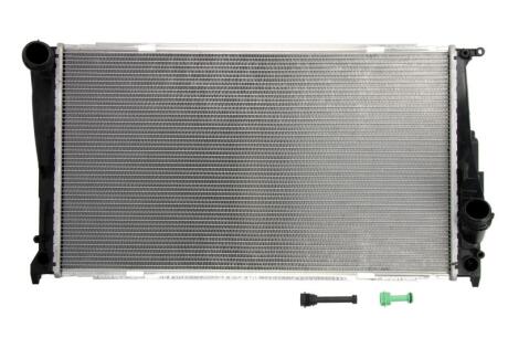 - Радіатор охолодження DENSO DRM05003