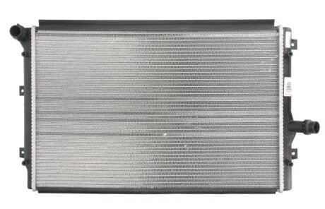 - Радіатор охолодження DENSO DRM32017