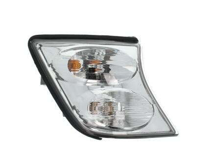 Лампа сигналу повороту переднього Прав (прозорий) NISSAN PATROL Y61 07.97-02.03 DEPO 215-1595R-A